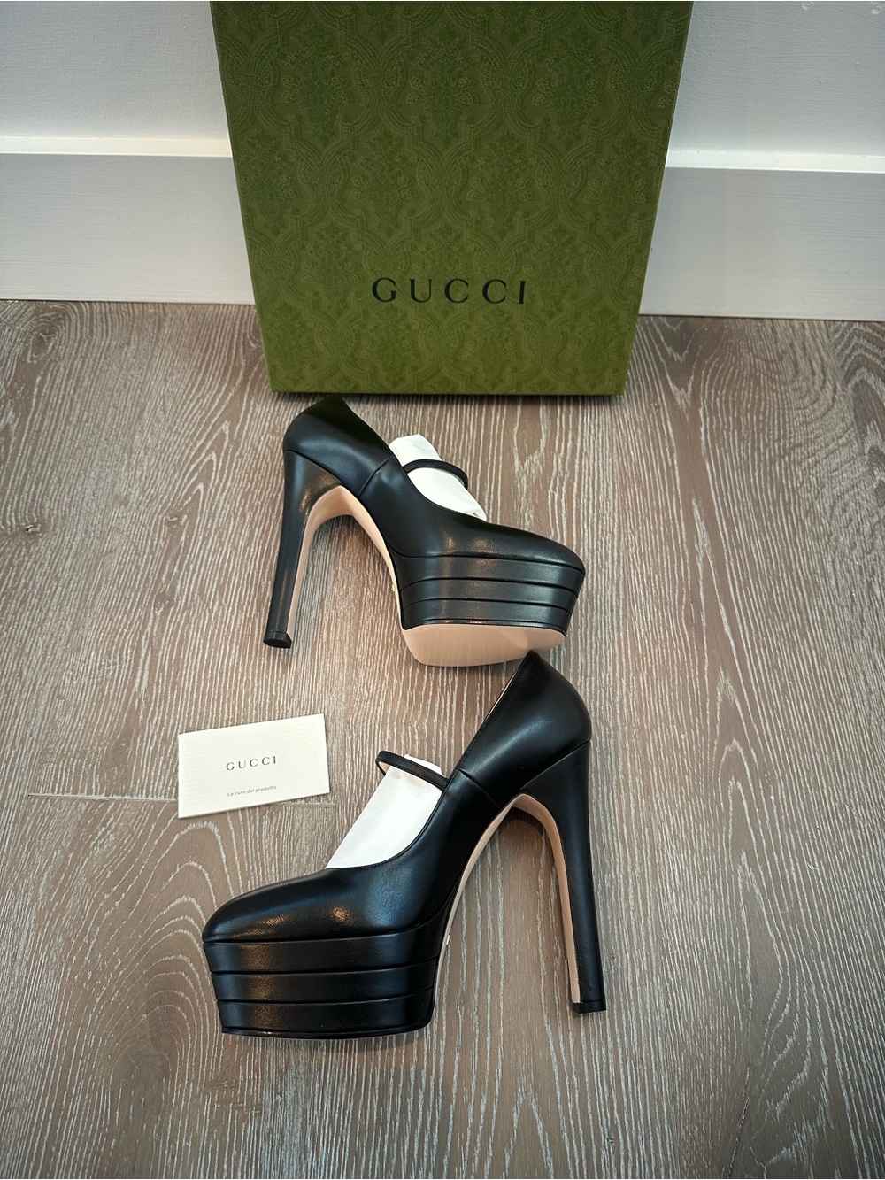 Gucci Plato Malaga Leather Platform Mary Jane Heel Pumps